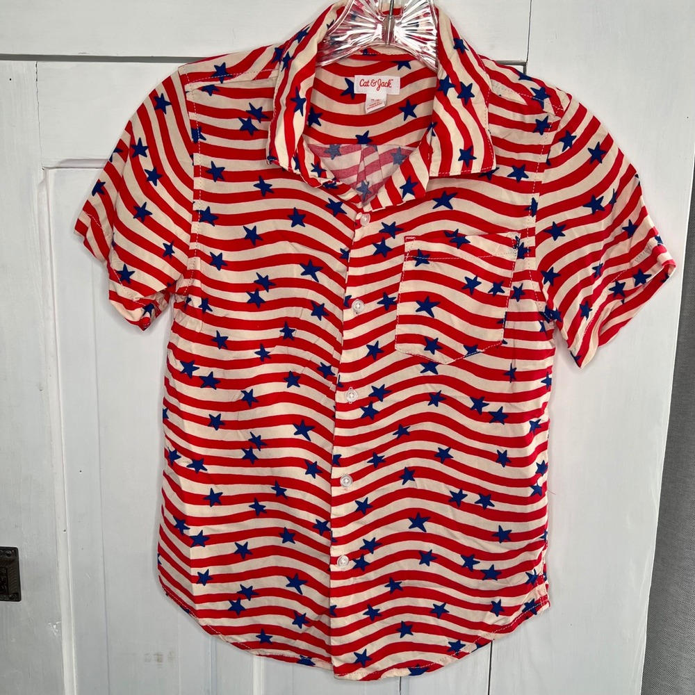 Cat & Jack Boys Americana Stars and Stripes Button Down Shirt Red White Blue M 8